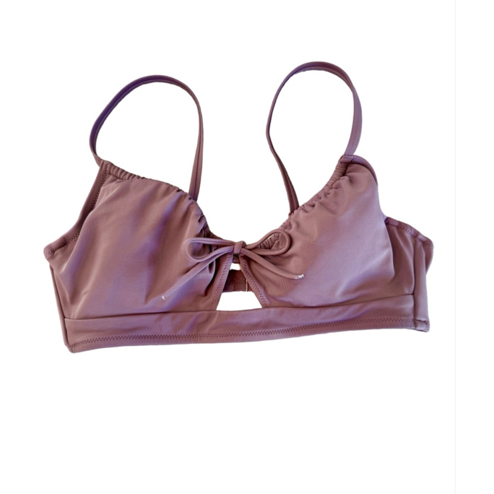 Shade & Shore size 36B bikini top in Purple Mauve